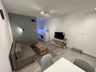 stanovi   Beograd  Voždovačka Crkva    Vojvode Stepe