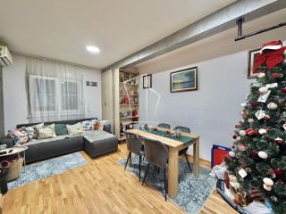 stanovi   Beograd  Borča    Ivana Milutinovića