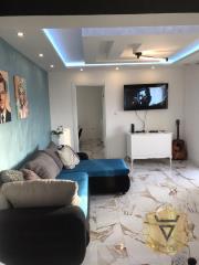 stanovi   Beograd  Ledine NBGD    Rene Magrita