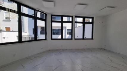 poslovni prostor   Novi Sad  -    