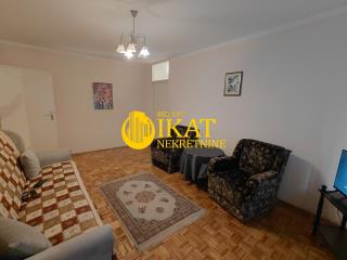 stanovi   Beograd  Hram    