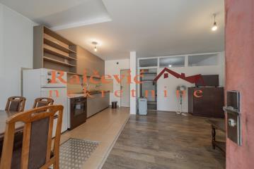 stanovi   Beograd  Zemun Gornji grad    Cara Dusana