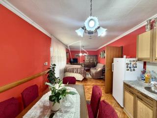 kuće   SREMSKI OKRUG  Stari Banovci    Đoke Jovanovića