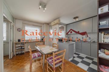 stanovi   Beograd  Arena (blok 24 i 25)    Milutina Milankovica