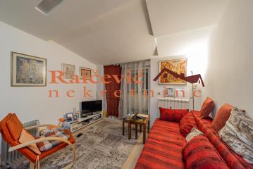 stanovi   Beograd  Pašino i Lekino brdo    Mazuraniceva