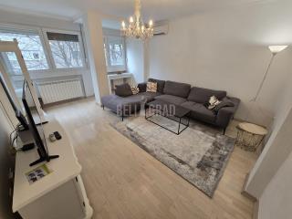 stanovi   Beograd  Genex (blok 37 i 38)    Bulevar Arsenija Čarnojevića