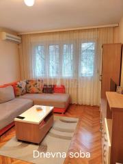 stanovi   Beograd  Karaburma    Dr Nika Miljanića