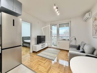 stanovi   Beograd  Banjica I II    Radomira Markovića