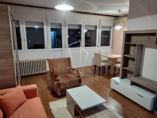 stanovi   Beograd  Hotel Yu i Stari merkator    Palmira Toljatija