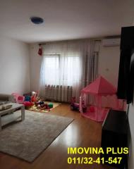 kuće   Beograd  -    Janka Stajčića