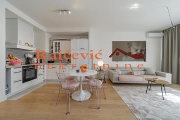 stanovi   Beograd  Beograd na vodi    Luke Celovica Trebinjca