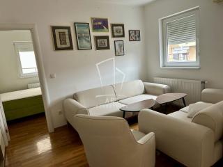 stanovi   Beograd  Veliki mokri lug    Ristin Potok