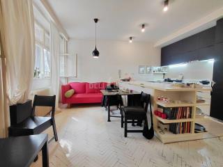 stanovi   Beograd  Tašmajdan    Kraljice Marije