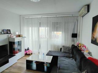 stanovi   Beograd  Mirijevo I II III IV    Petrarkina