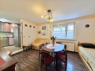 kuće   Beograd  Cvetkova pijaca    Budmanijeva