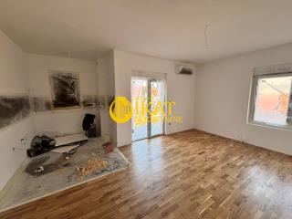 stanovi   Beograd  Jajinci    Bulevar JNA