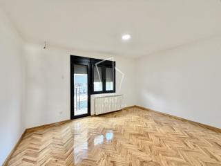 kuće   Beograd  Grocka okolina    Dušana Petrovića Šaneta