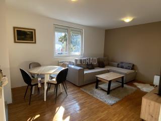 stanovi   Beograd  Karaburma    Prominska