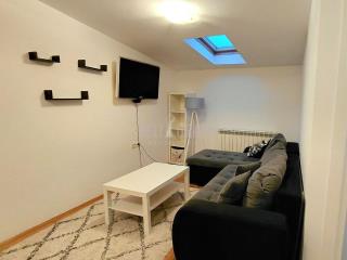 stanovi   Beograd  Zeleno brdo    Lošinjska donja