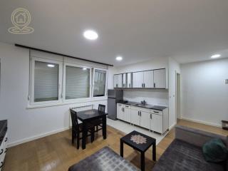 stanovi   Novi Sad  -    