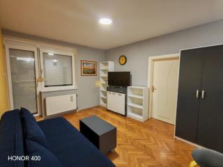 stanovi   Novi Sad  -    