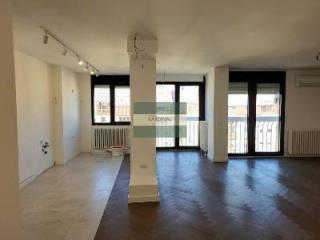 stanovi   Novi Sad  -    