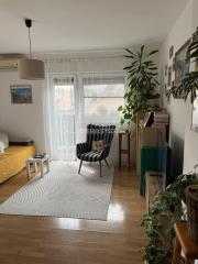 stanovi   Beograd  Žarkovo    Primućura Žarka