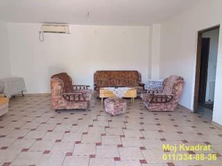 kuće   Beograd  Borča    Popova bara nova 210.