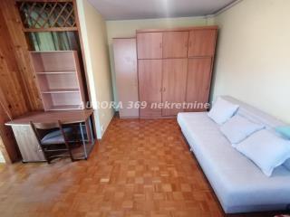 stanovi   Novi Sad  -    