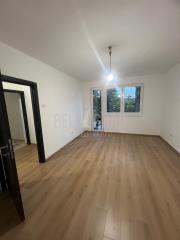 stanovi   Beograd  Zemun novi grad    Solunska