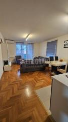 stanovi   Beograd  Petlovo Brdo    Tuzlanska