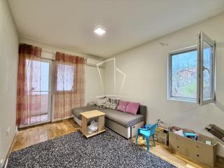 stanovi   Beograd  Grocka okolina    Vladimira Rolovića