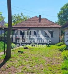 kuće   Beograd  Borča    27. marta (Borča)