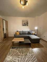 stanovi   Beograd  Banovo brdo    Kraljice Katarine