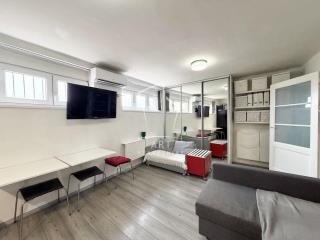 stanovi   Beograd  Skupština    Trg Nikole Pašića