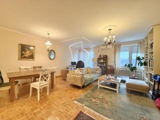 stanovi   Beograd  Banjica I II    Crnotravska