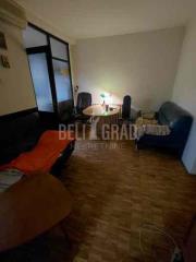 stanovi   Beograd  Zira    Nikodima Milaša