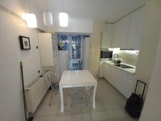 stanovi   Novi Sad  -    