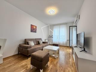 stanovi   Beograd  Hala A Nikolić    Dragoslava Srejovića