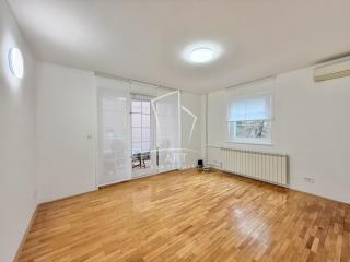 stanovi   Beograd  FON    Bilećka