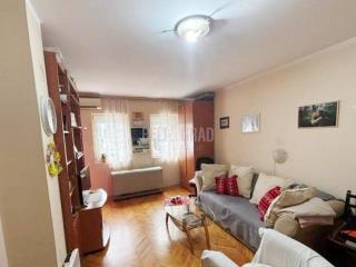 stanovi   Beograd  Bogoslovija    Bata Lakina