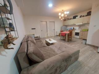 stanovi   Novi Sad  -    Preradovićeva