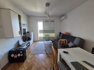 stanovi   Jagodina  -    