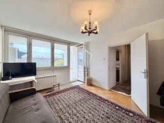 stanovi   Beograd  Konjarnik    Glasinačka