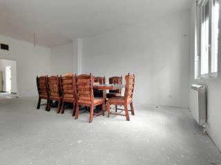 poslovni prostor   Beograd  Miljakovac    Miljakovačke staze