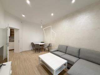 stanovi   Beograd  Politika    Hilandarska