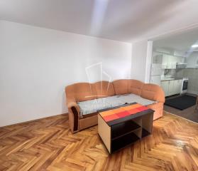 stanovi   Beograd  Mali mokri lug    Devojačka