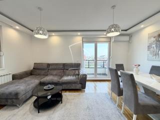 stanovi   Beograd  Ledine    Niška