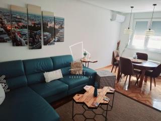 stanovi   Beograd  Stara Bežanija    Zemunska