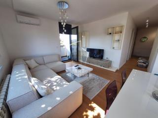 stanovi   Beograd  Pregrevica    Cara Dušana